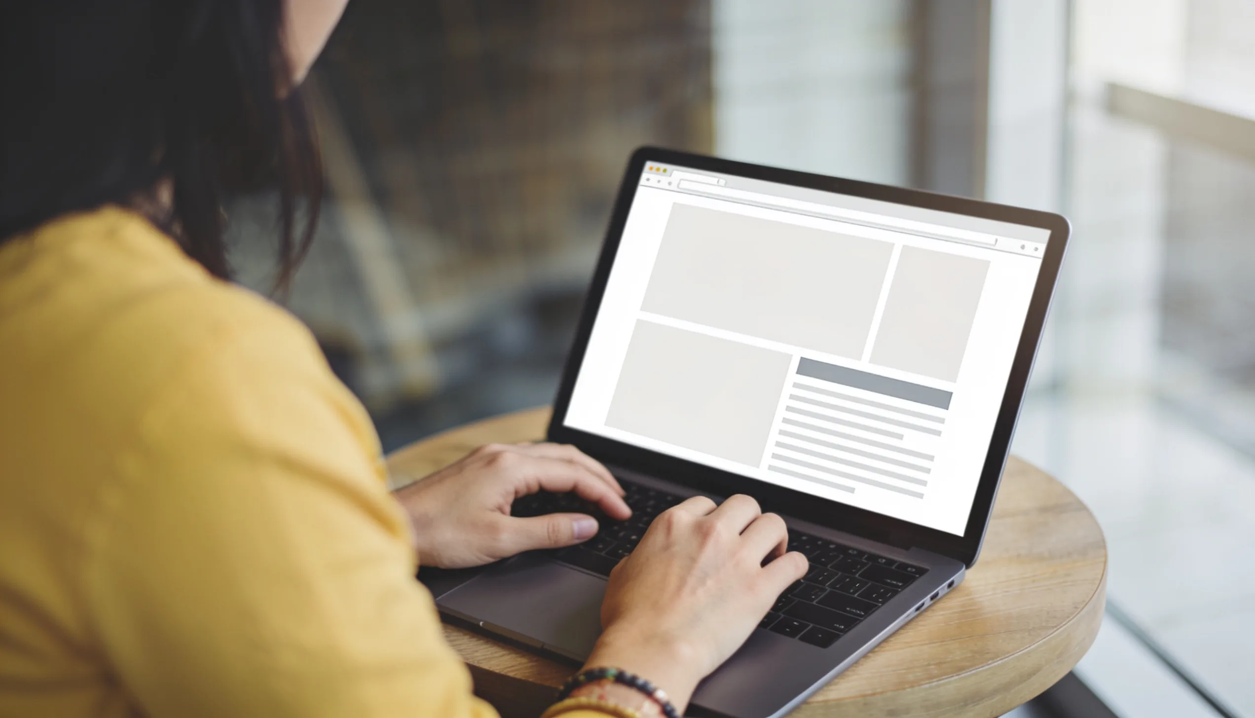 Structured article with headings and FAQ being pulled into an AI overview answer