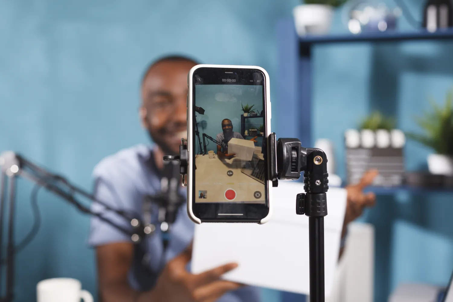 Filming social media video content on a smartphone